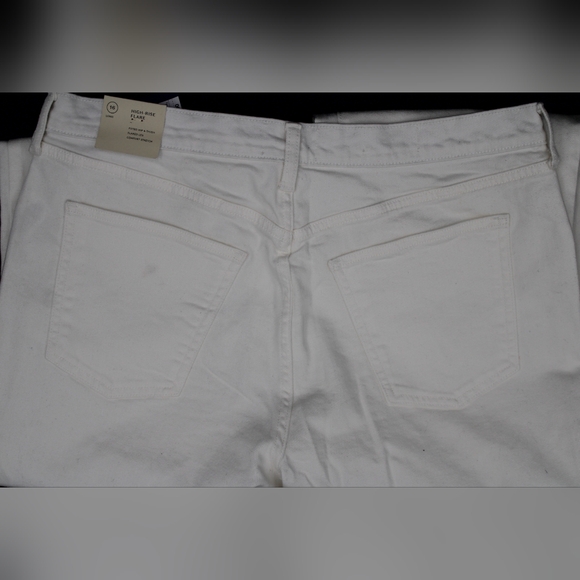 NWT Universal Thread High-Rise Flare Jeans – White 16 Long - Picture 4 of 8